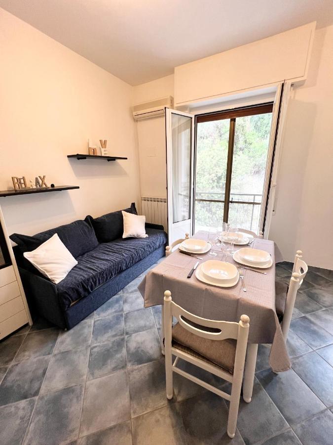 Apartamento A 5 Minuti Dal Mare - Dolphin Beach House Spotorno Exterior foto