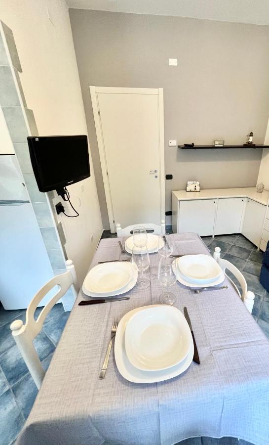 Apartamento A 5 Minuti Dal Mare - Dolphin Beach House Spotorno Exterior foto