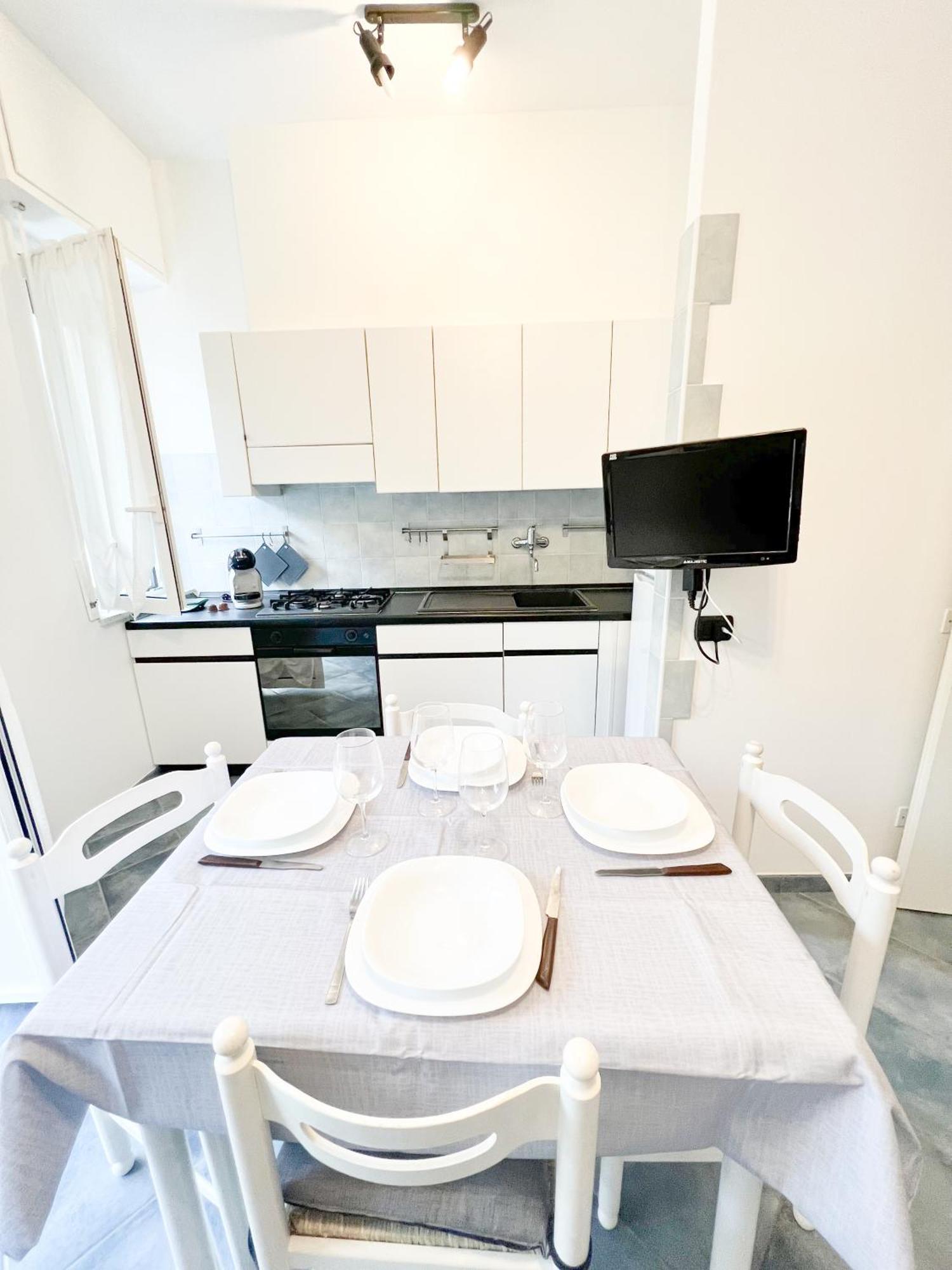 A 5 Minuti Dal Mare - Dolphin Beach House Spotorno Exterior foto