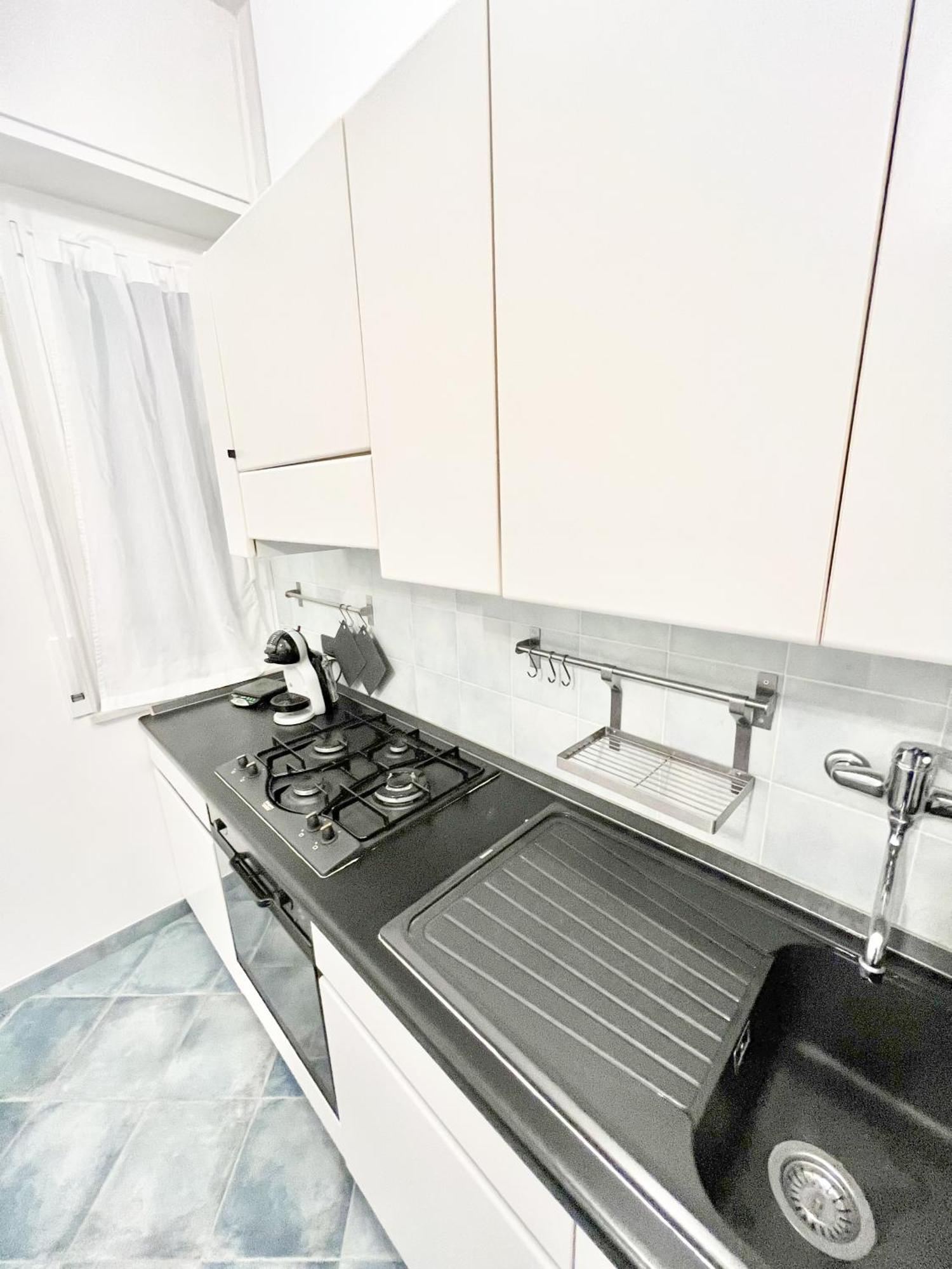 A 5 Minuti Dal Mare - Dolphin Beach House Spotorno Exterior foto